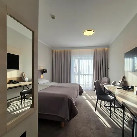 Hotel Aurora Family & Spa-2